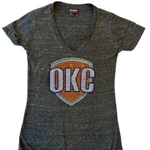 Oklahoma City Thunder Sequin V-Neck Tee - Size Large